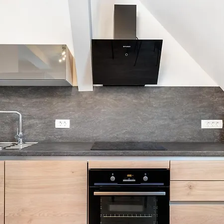 شقة Charming 1-bedroom Loft In Siska District ليوبليانا